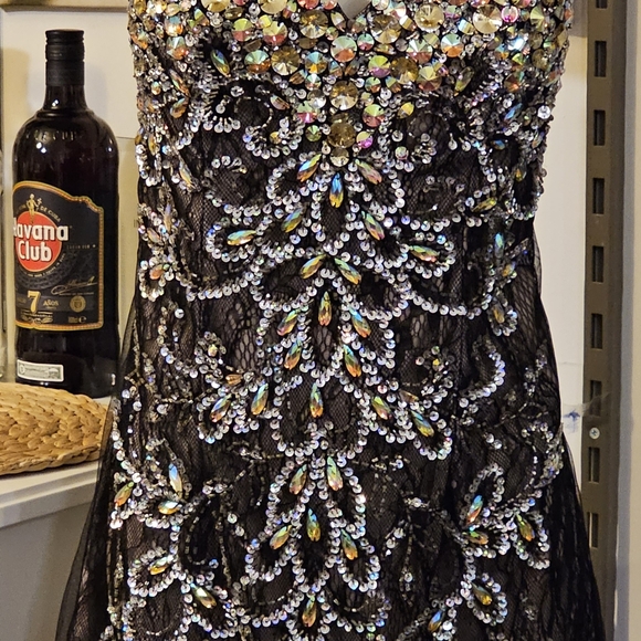 Dress with rhinestones - Picture 7 of 7